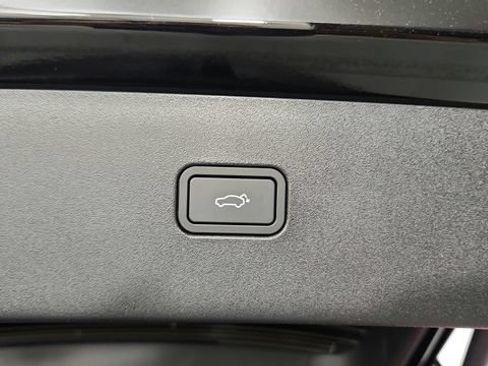 New 2026 Volvo EX30 Ultra w/ Protection Package Premier AWD/4WD image 38