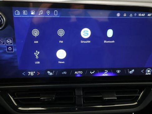 New 2026 Chevrolet Equinox EV RS image 21