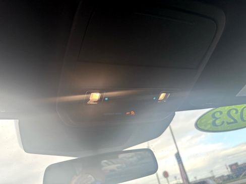 Used 2023 Ford Explorer ST-Line w/ Class IV Trailer Tow Package image 32