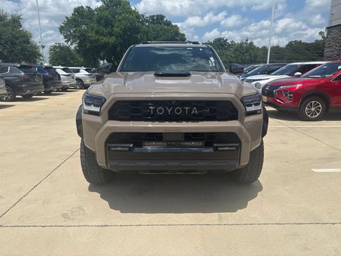 Used 2025 Toyota 4Runner TRD Pro AWD/4WD image 2