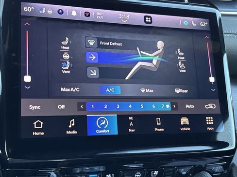 Used 2024 Jeep Grand Cherokee Overland image 34