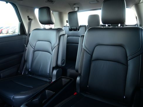 New 2025 Nissan Pathfinder SL image 29