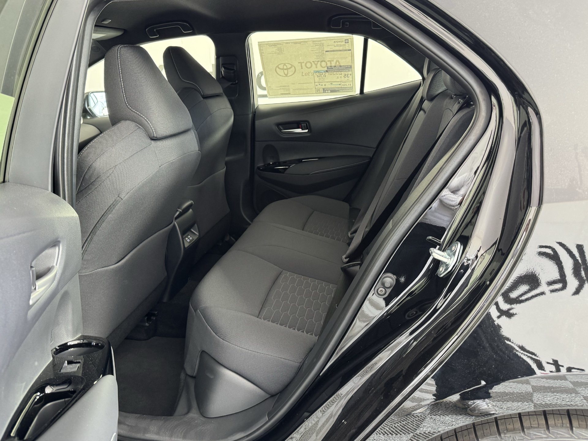 New 2027 Toyota Corolla SE FWD image 6