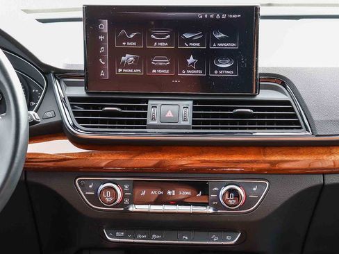 Used 2022 Audi Q5 2.0T Premium image 17