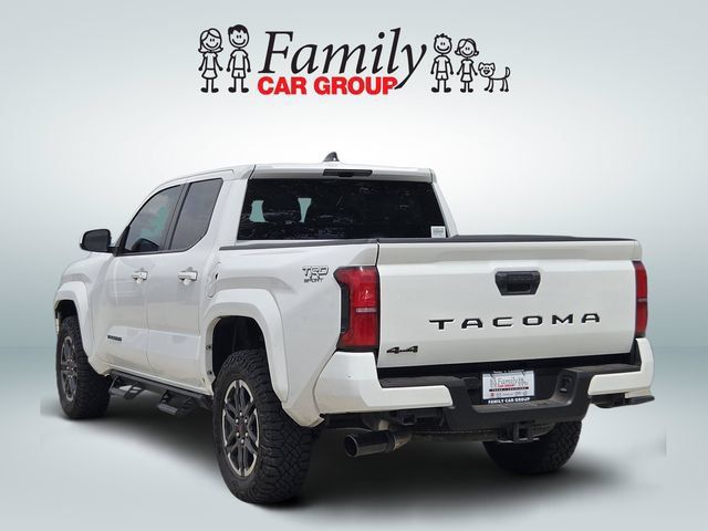 Certified 2025 Toyota Tacoma TRD Sport AWD/4WD image 3