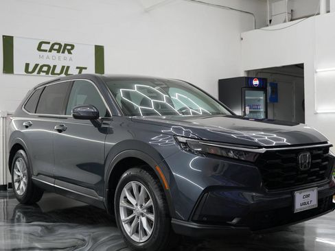 Used 2023 Honda CR-V EX-L image 3