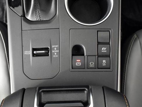 Used 2023 Toyota Highlander Bronze Edition image 44