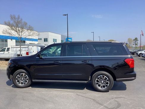 Used 2024 Ford Expedition Max XLT AWD/4WD image 6