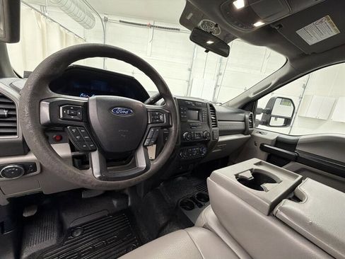 Used 2019 Ford F250 XL w/ XL Value Package AWD/4WD image 11