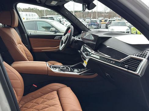 New 2026 BMW X7 xDrive40i w/ Executive Package image 9