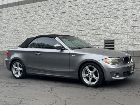 Used 2012 BMW 128i Convertible RWD image 4