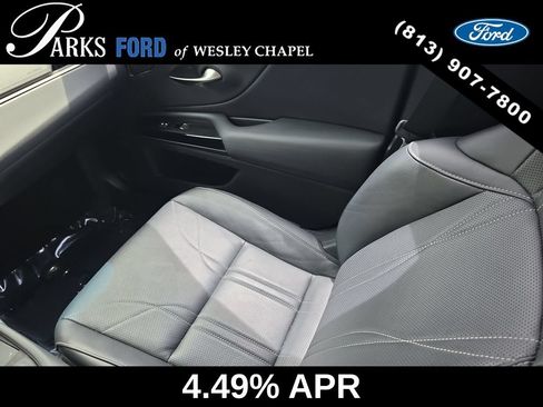 Used 2022 Lexus ES 300h Ultra Luxury w/ Accessory Package 2 FWD image 15