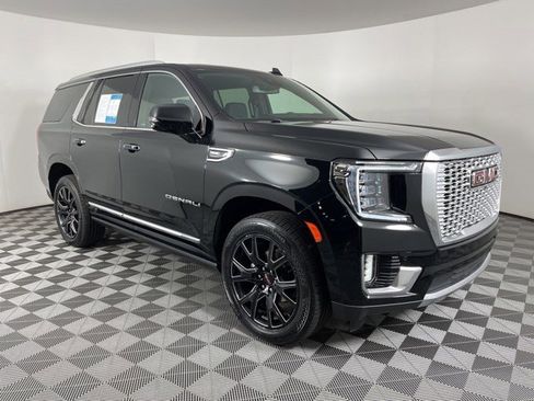 Used 2023 GMC Yukon Denali w/ Max Trailering Package AWD/4WD image 2