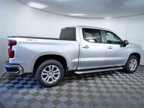 Used 2020 Chevrolet Silverado 1500 LT image 8