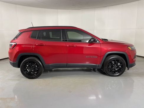 New 2026 Jeep Compass Latitude w/ Quick Order Package 29K AWD/4WD image 9