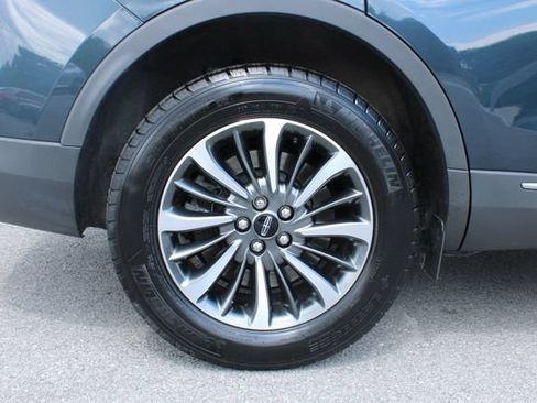 Used 2023 Lincoln Nautilus AWD w/ Premium Package image 36