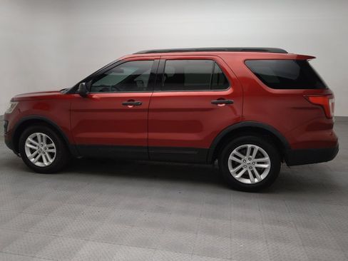 Used 2017 Ford Explorer FWD image 3