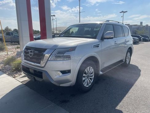 Used 2023 Nissan Armada SV image 2