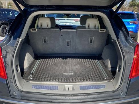 Used 2019 Cadillac XT5 Luxury image 31