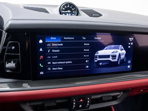 New 2026 Porsche Cayenne GTS AWD/4WD image 30