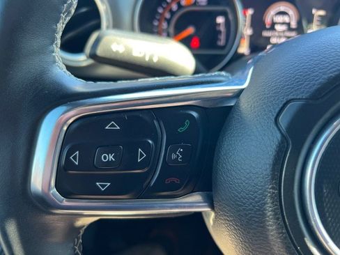 Used 2018 Jeep Wrangler Unlimited Sahara w/ Dual Top Group image 18