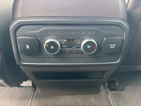 Used 2022 Ford Expedition King Ranch AWD/4WD image 18