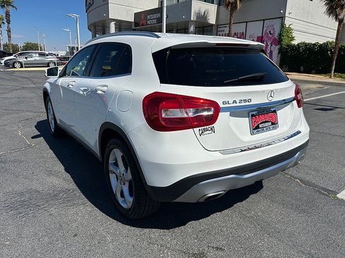 Used 2019 Mercedes-Benz GLA 250 w/ Convenience Package image 3