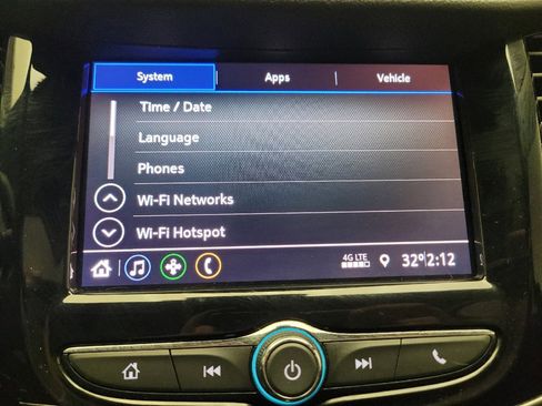 Used 2020 Chevrolet Trax LT w/ LT Convenience Package FWD image 25