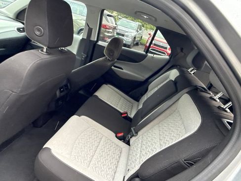 Used 2024 Chevrolet Equinox LT AWD/4WD image 43