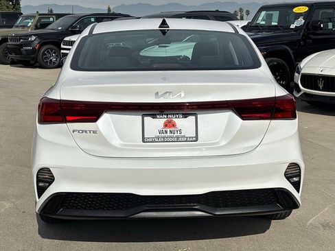 Used 2023 Kia Forte LXS image 5