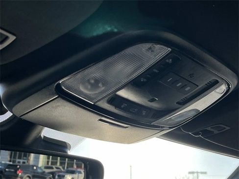 Used 2025 Dodge Durango R/T image 35