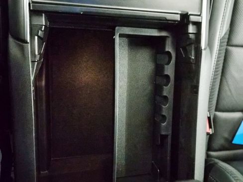 Used 2023 Ford F150 Raptor w/ Raptor Carbon Fiber Package image 34