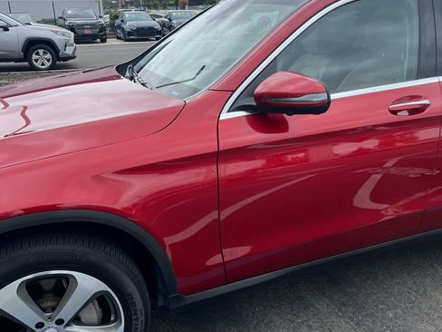 Used 2017 Mercedes-Benz GLC 300 4MATIC image 6