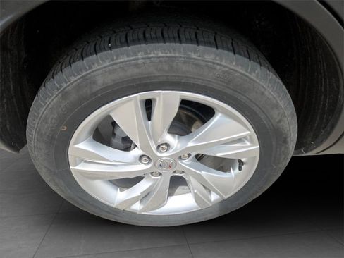 Used 2025 Buick Encore GX Preferred AWD/4WD image 31