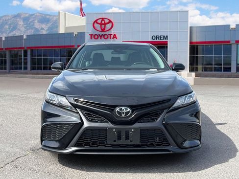 Used 2024 Toyota Camry SE FWD image 2