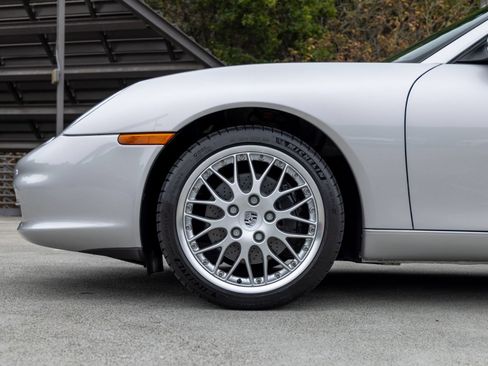 Used 2003 Porsche 911 Targa RWD image 13