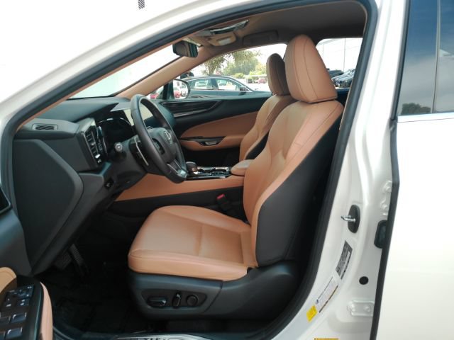 Used 2024 Lexus NX 250 FWD image 14
