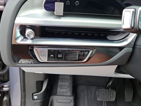 New 2025 Cadillac Lyriq Luxury image 21