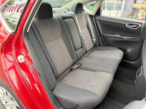 Used 2015 Nissan Sentra SV FWD image 17