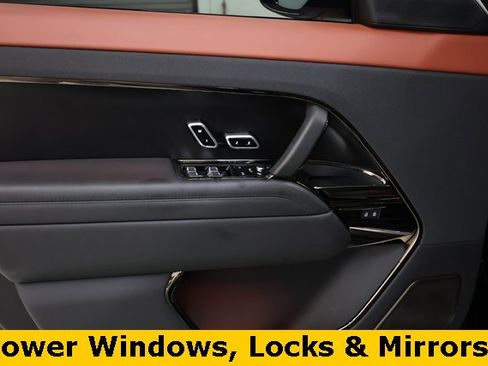 Used 2024 Land Rover Range Rover Sport image 52