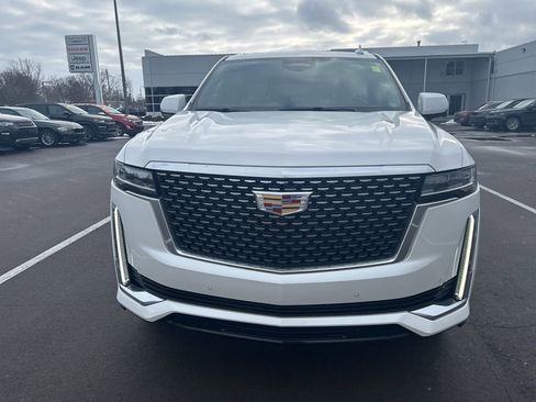 Used 2021 Cadillac Escalade Premium Luxury w/ Performance Package image 2