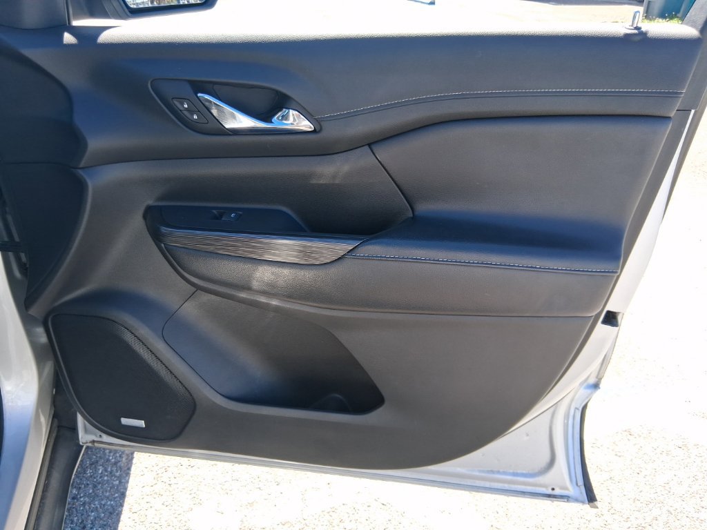 Used 2019 GMC Acadia SLT FWD image 16