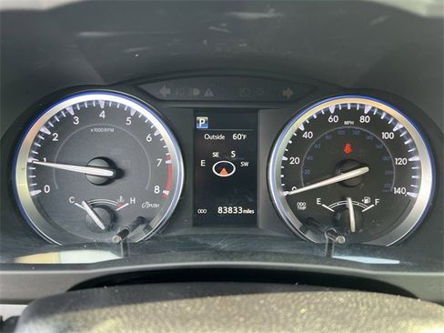 Used 2017 Toyota Highlander XLE image 15