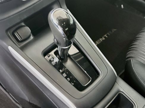 Used 2019 Nissan Sentra SV FWD image 21