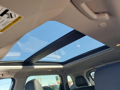 Certified 2024 Nissan Rogue Platinum image 27