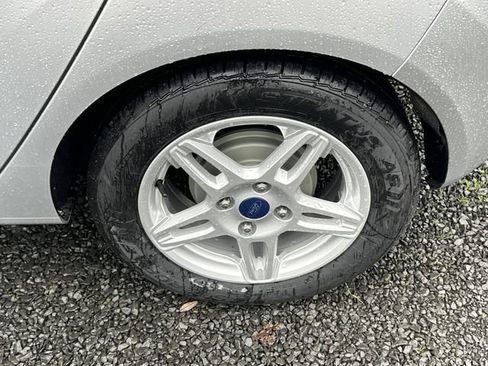 Used 2018 Ford Fiesta SE image 25
