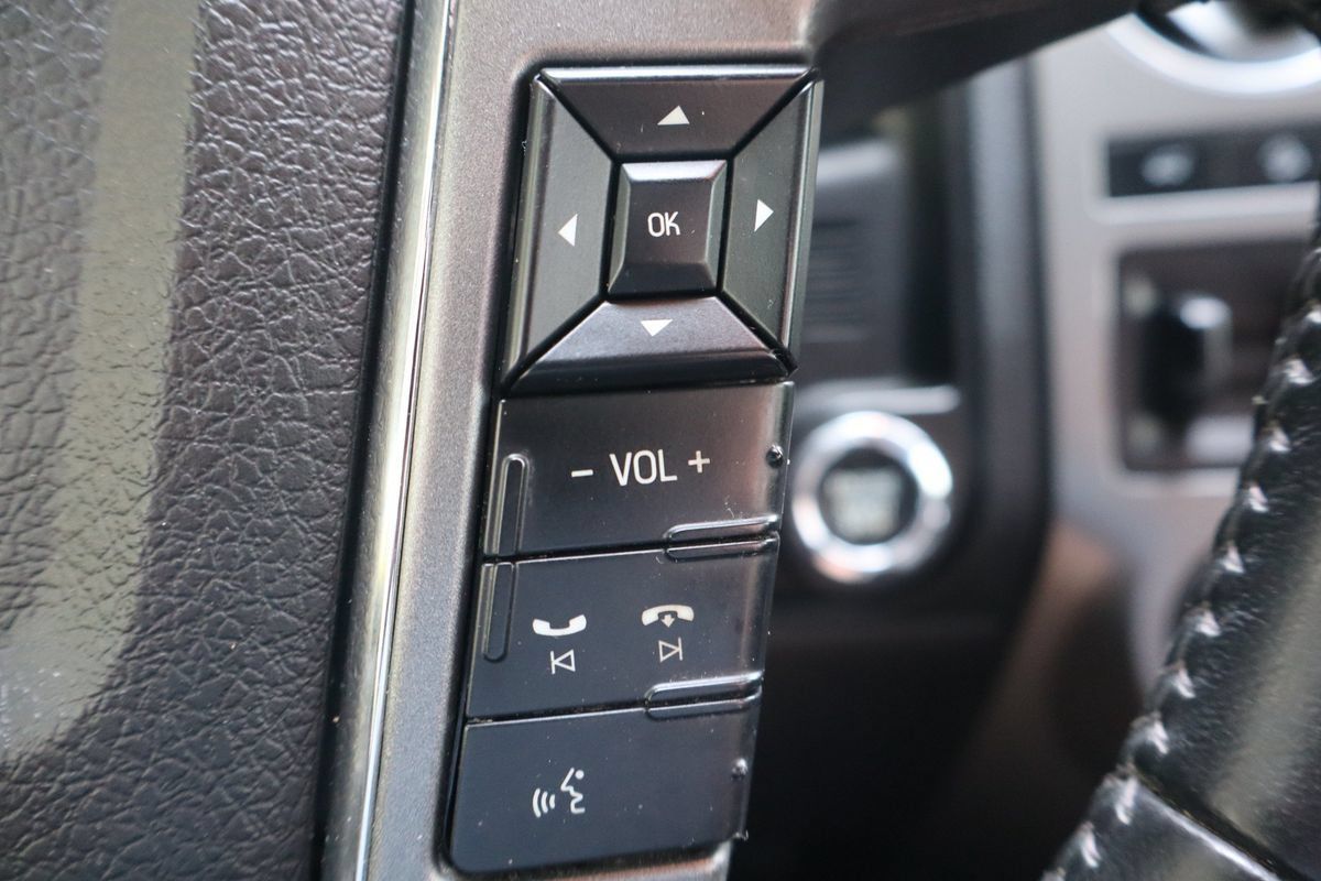 Used 2016 Ford Expedition Platinum AWD/4WD image 33