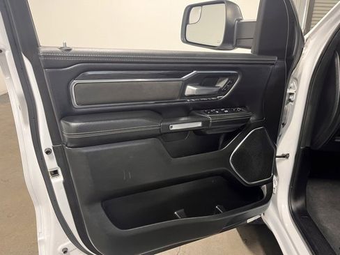 Used 2024 RAM 1500 Laramie image 24