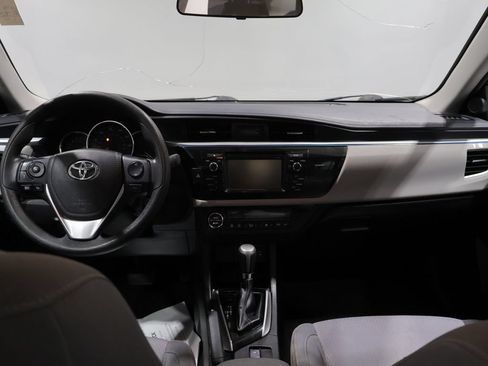 Used 2015 Toyota Corolla LE FWD image 15