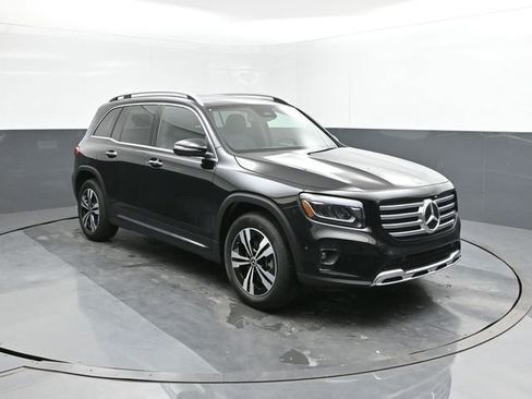 New 2025 Mercedes-Benz GLB 250 image 22
